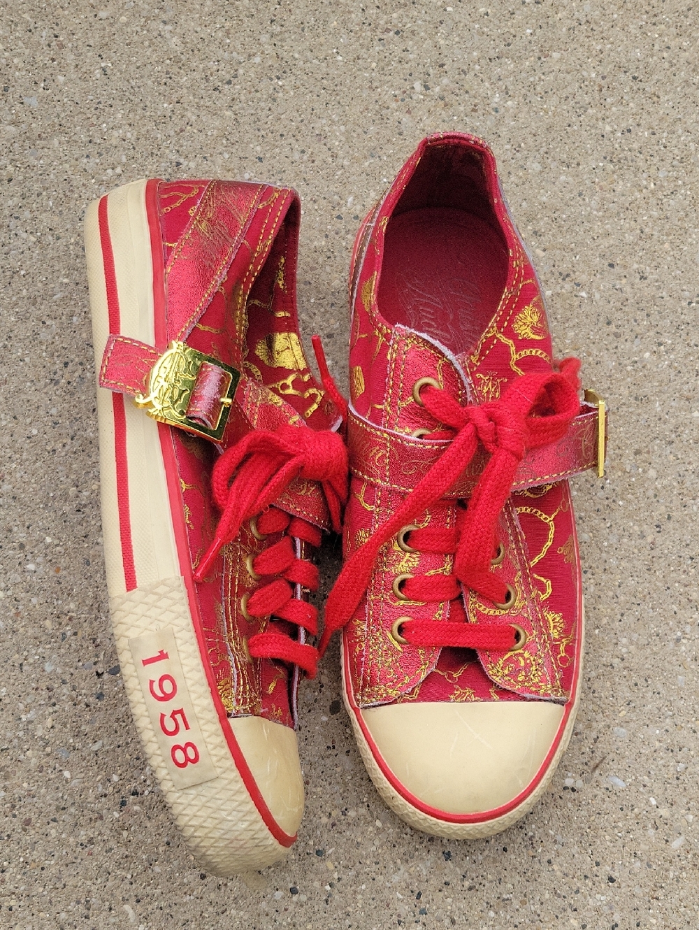 Christian Audigier Y2K Canvas Low-Top Sneakers with Gold Logo size 7